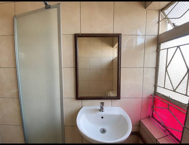 14 BEDROOM HOUSE FOR SALE IN VANDERBIJLPARK SE 7